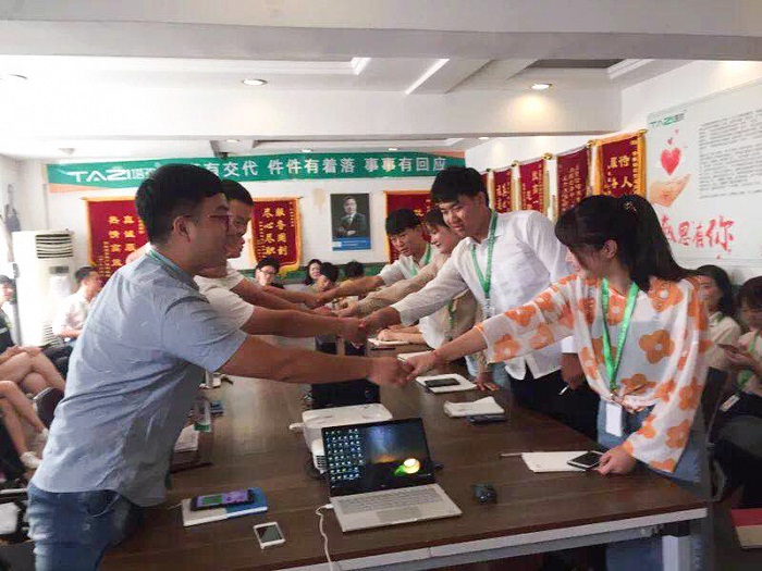 塔孜丨第一屆辯論賽——唇槍舌戰(zhàn)，言思角逐，巔峰對(duì)決！