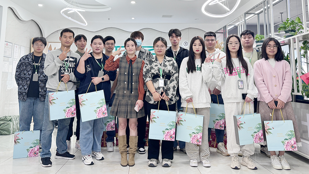 雙節(jié)同慶 | 塔孜科技集團(tuán)組織開展“喜迎中秋，歡度國慶”主題系列活動